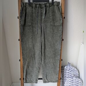 Thread & Supply Women's Olive Joggers - Size L